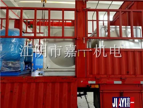 蘇州客戶預定的定壓補水裝置，不銹鋼水箱已經發貨啦！